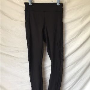 Lulu Lemon workout leggings